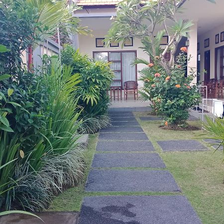 Purnama Guesthouse Canggu  Exterior photo