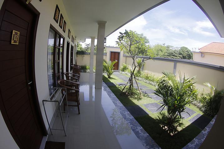 Purnama Guesthouse Canggu  Exterior photo