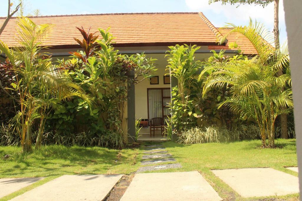 Purnama Guesthouse Canggu  Exterior photo