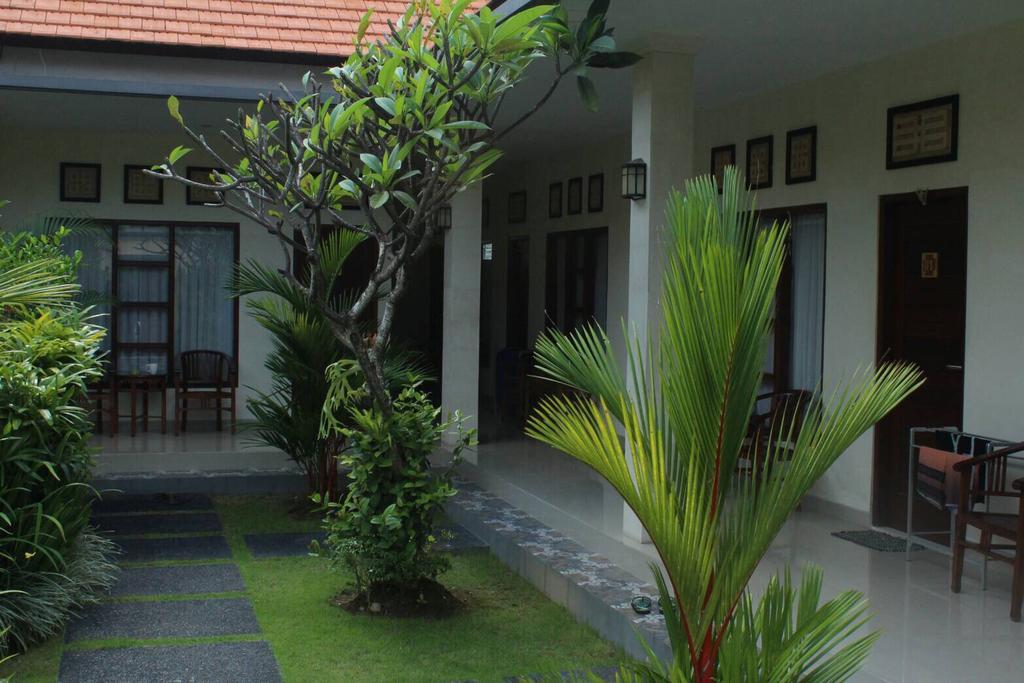 Purnama Guesthouse Canggu  Exterior photo