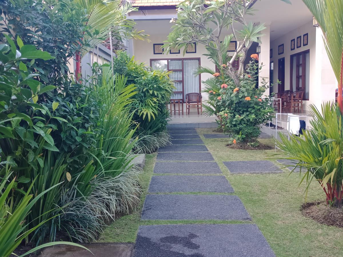 Purnama Guesthouse Canggu  Exterior photo